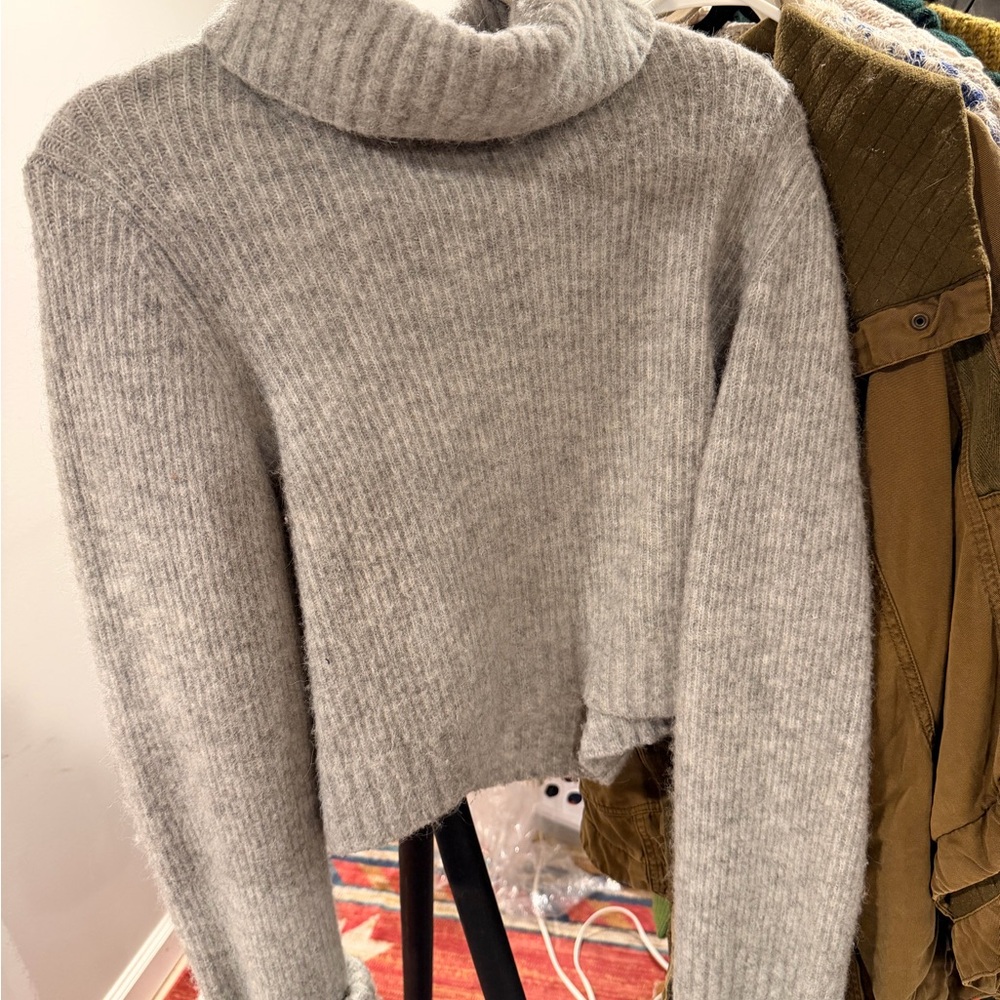 & Other Stories Light Gray Cowl Neck Sweater Cropped